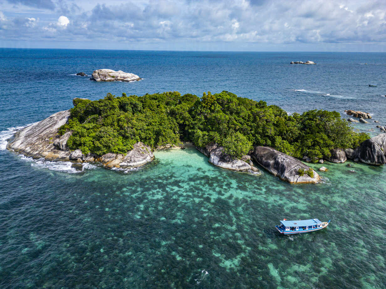 Lanskap pesisir Juru Seberang, Belitung